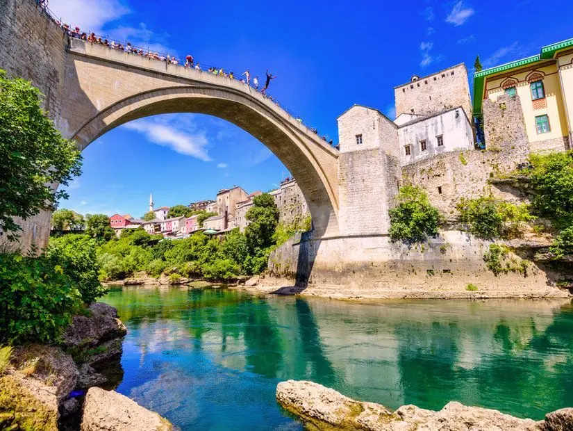 Balkanların Gözdesi: Mostar Köprüsü